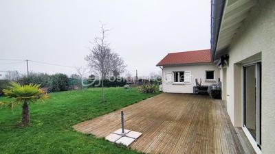 Maison - 147 m² - 6 pièces