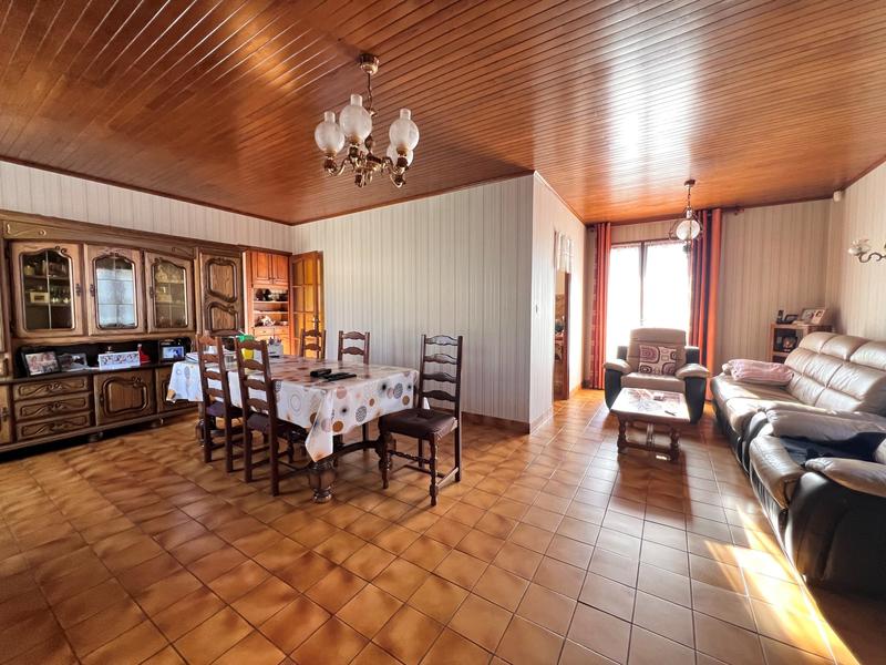 Maison - 108 m² - 6 pièces