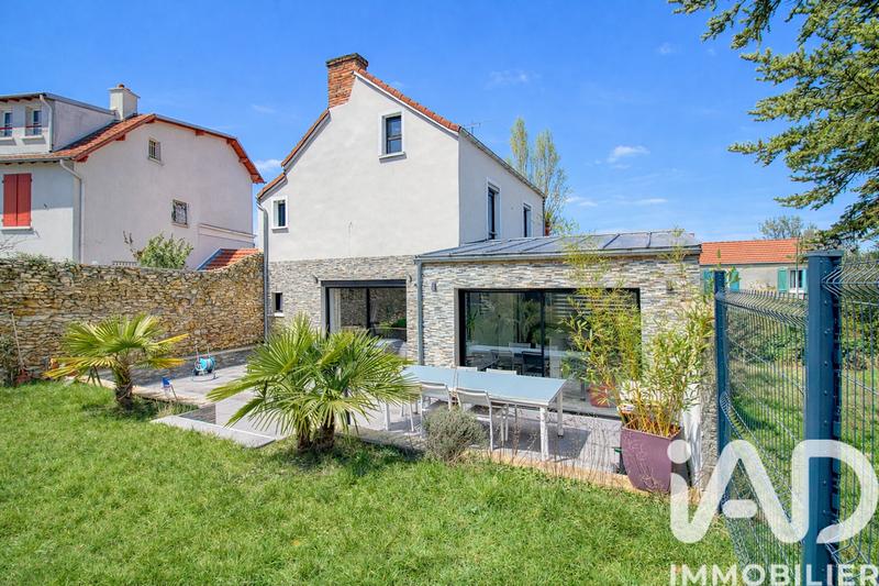 Maison - 142 m² - 6 pièces