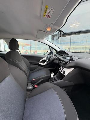 Peugeot 208 1.2 Puretech 68h Like