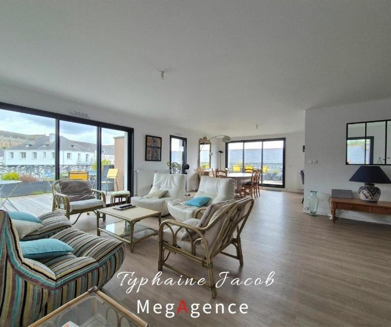 Appartement - 171 m² - 6 pièces