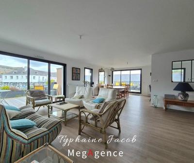 Appartement - 171 m² - 6 pièces