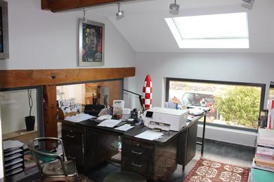 Maison - 470 m² - 9 pièces