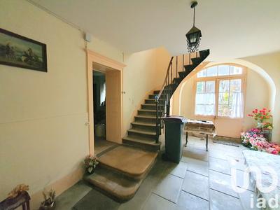 Maison - 253 m² - 9 pièces