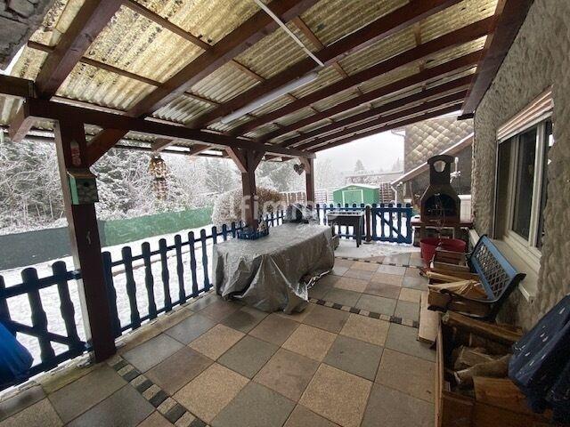 Maison - 147 m² - 7 pièces