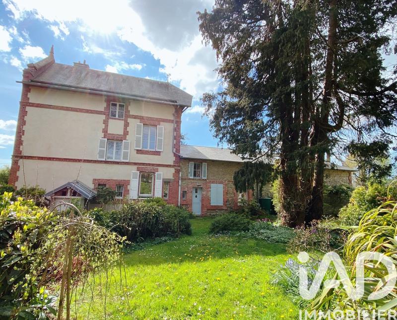 Maison - 357 m² - 14 pièces