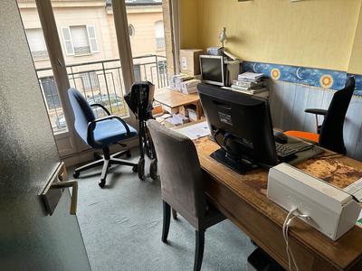 Appartement - 100 m² - 6 pièces