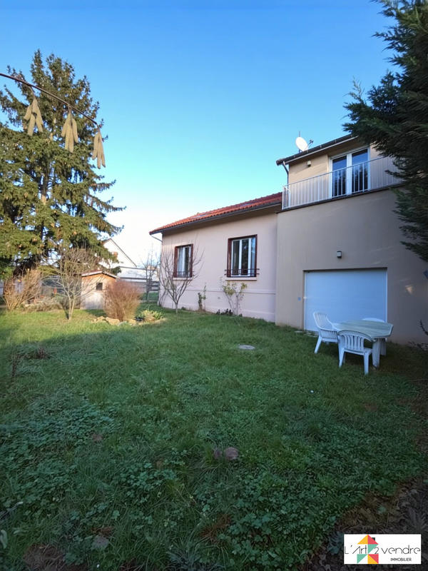 Maison - 135 m² - 7 pièces