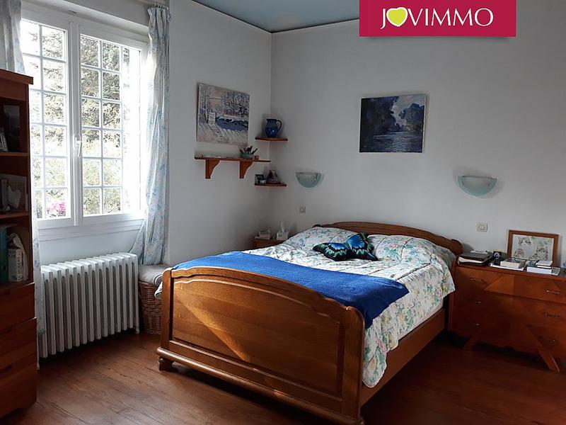 Maison - 332 m² - 10 pièces