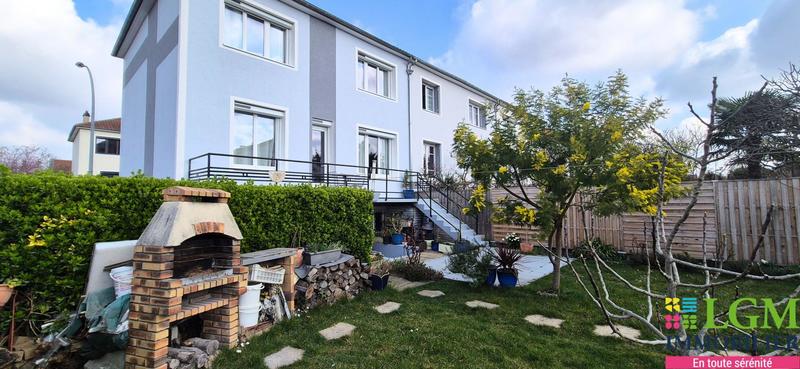 Maison - 125 m² - 4 pièces