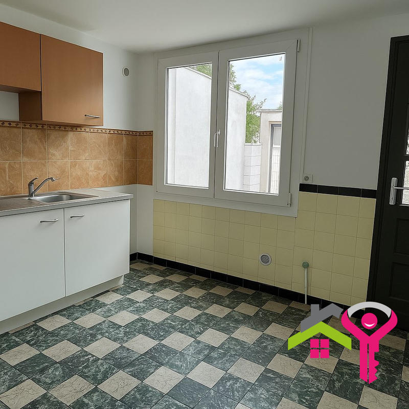 Maison - 100 m² - 3 pièces