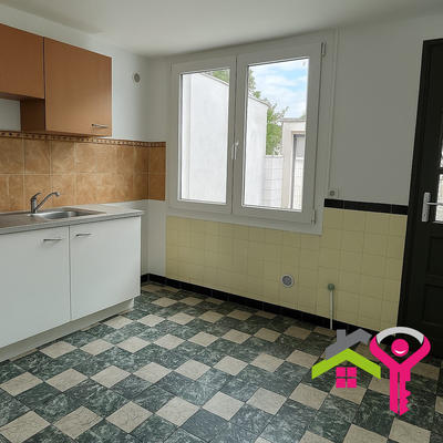 Maison - 100 m² - 3 pièces