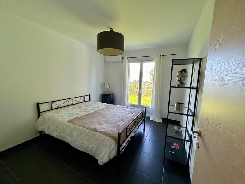 Villa - 217 m² - 5 pièces