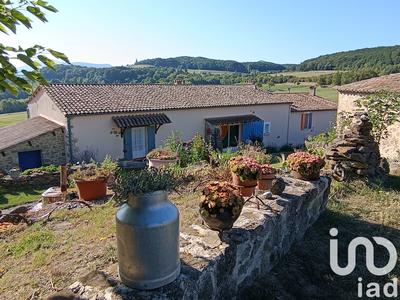 Maison de campagne - 365 m² - 12 pièces