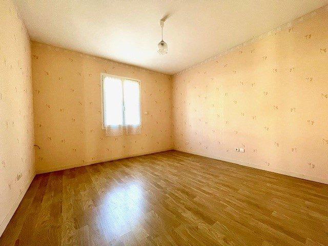 Maison - 93 m² - 5 pièces