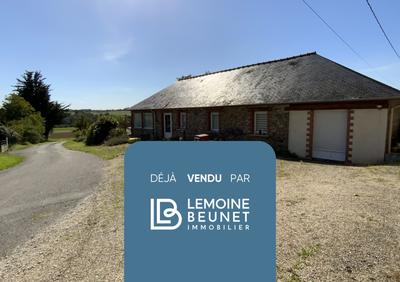 Maison - 384 m² - 4 pièces