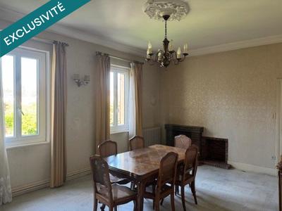 Maison - 248 m² - 11 pièces