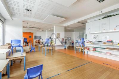 Local commercial - 700 m²