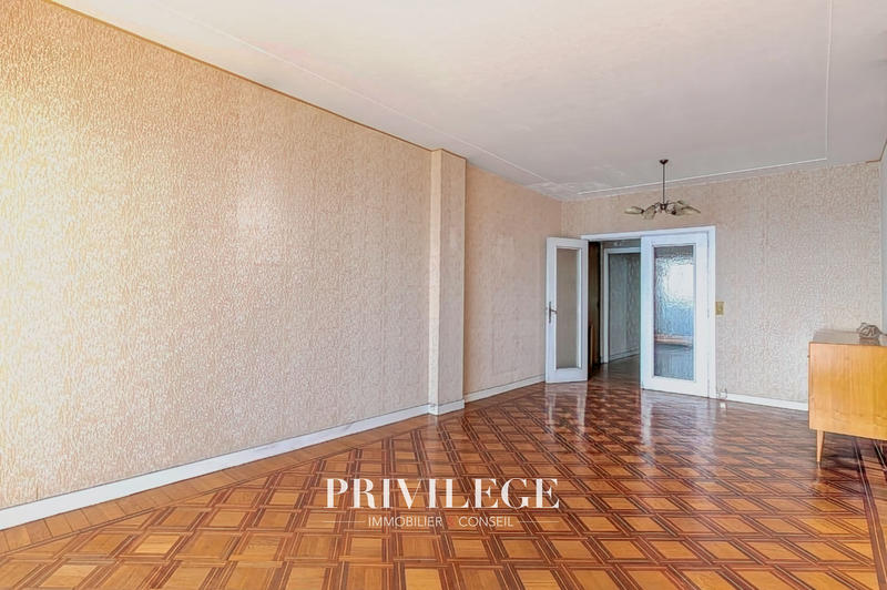 Appartement - 70 m² - 2 pièces