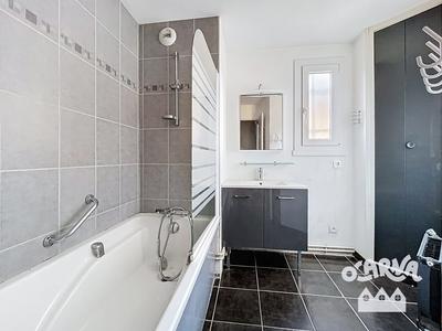 Appartement - 89 m² - 5 pièces