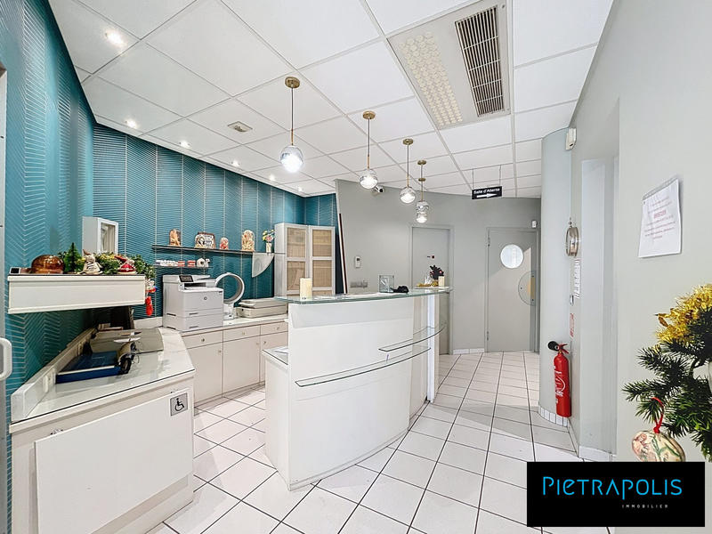 Fonds de commerce - 80 m²