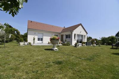 Pavillon - 100 m² - 5 pièces