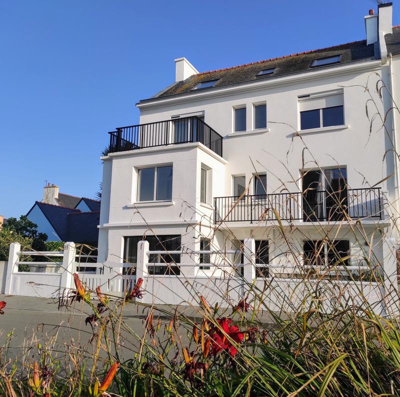 Maison - 180 m² - 8 pièces