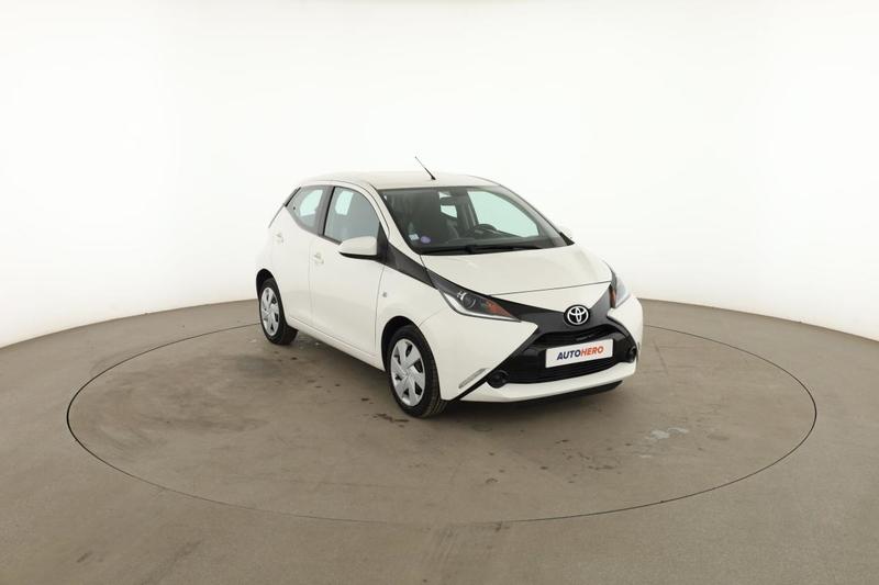 Toyota Aygo 1.0 Vvt-i X-Play 5p 69 ch