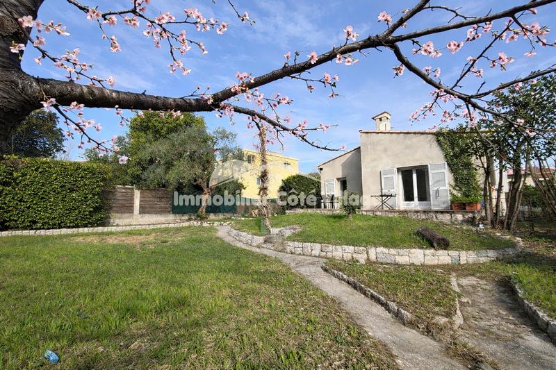 Villa - 90 m² - 4 pièces