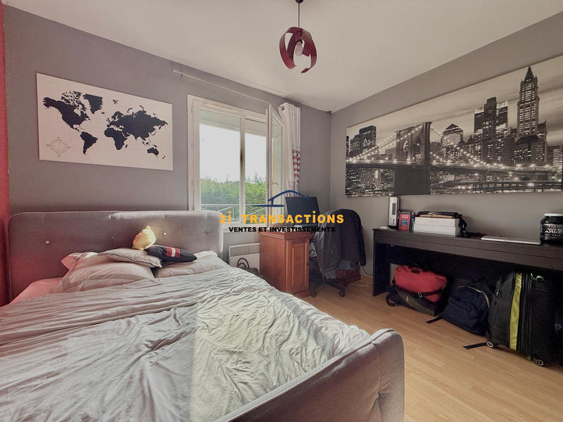 Maison - 98 m² - 5 pièces