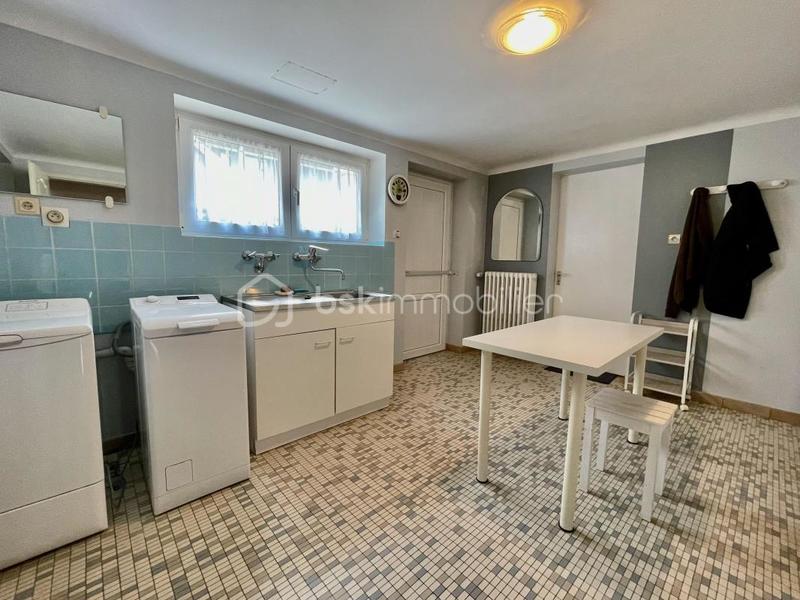 Maison de village - 214 m² - 7 pièces