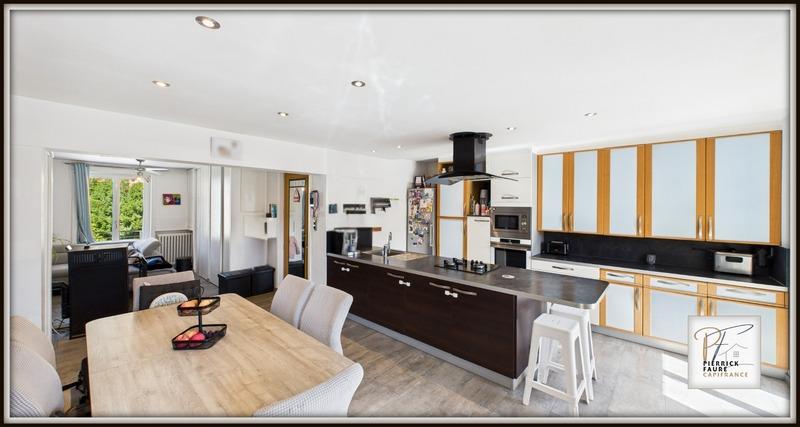 Duplex - 117 m² - 5 pièces