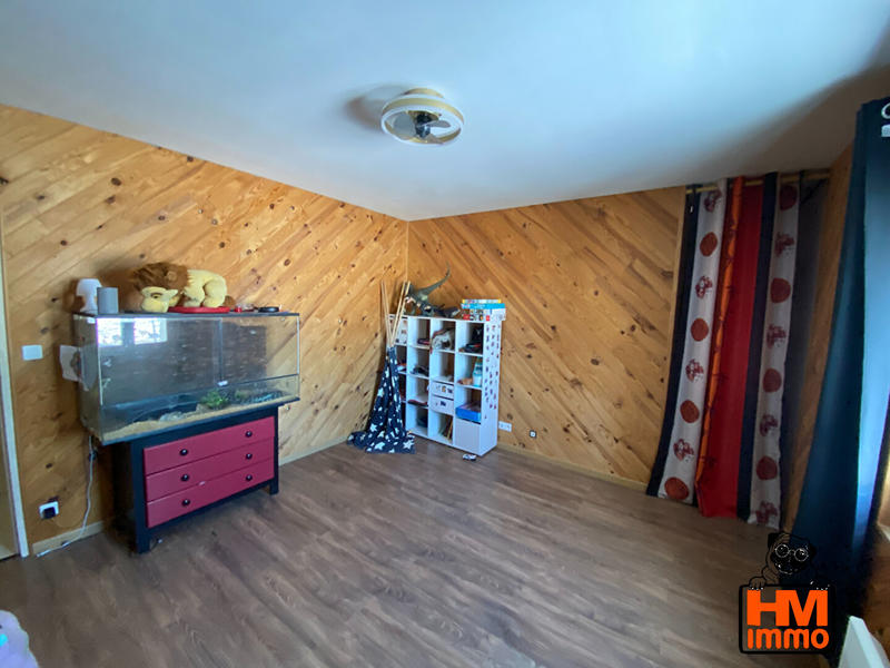 Maison - 240 m² - 7 pièces