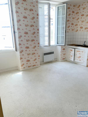 Maison - 180 m² - 5 pièces