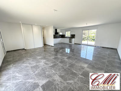 Maison - 117 m² - 5 pièces