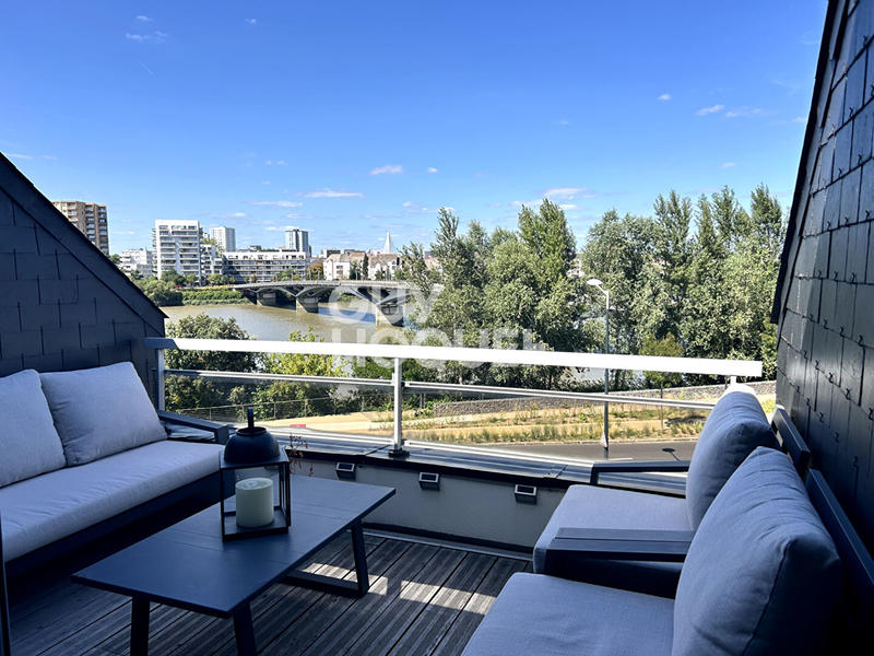 Appartement - 132 m² - 4 pièces