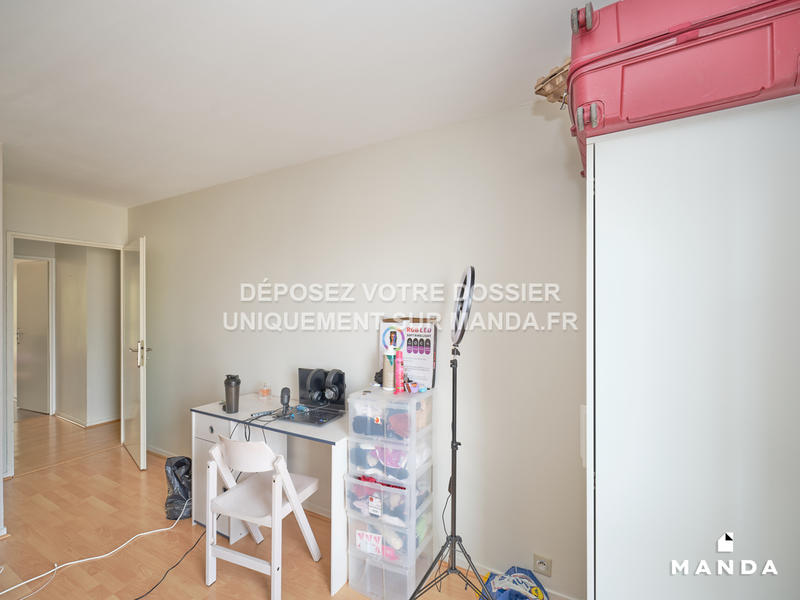 Chambre - 14 m² - 4 pièces