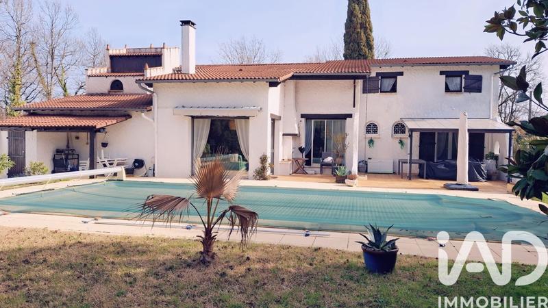 Maison - 165 m² - 5 pièces