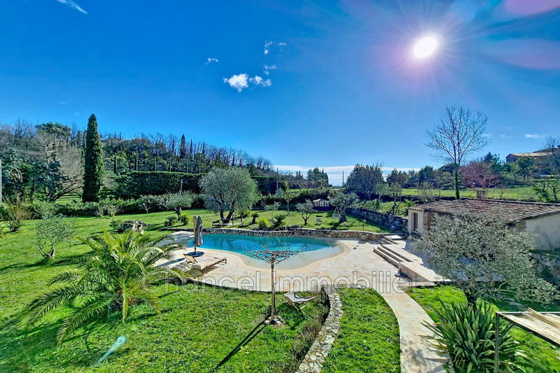 Maison - 164 m² - 5 pièces