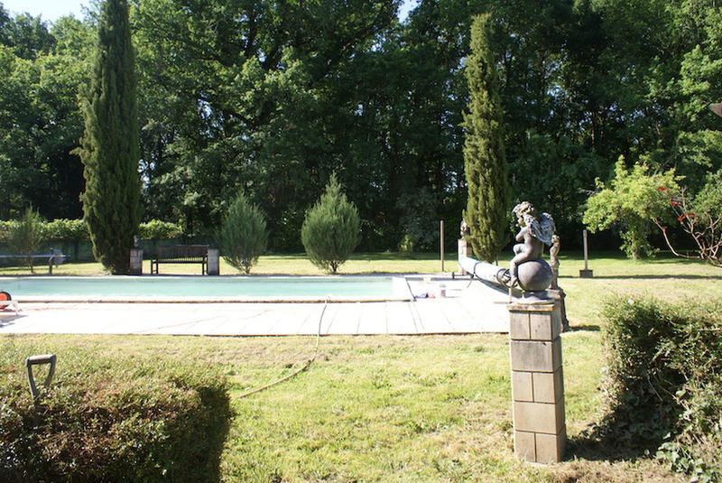 Maison - 138 m² - 9 pièces