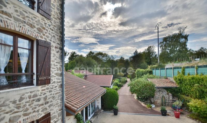 Maison en pierre - 545 m² - 21 pièces