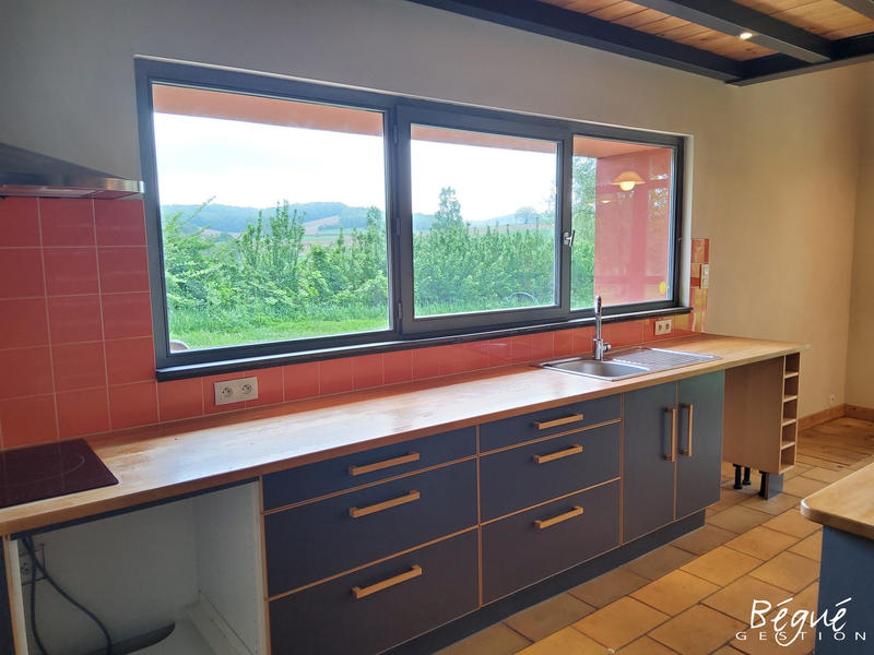 Maison - 181 m² - 5 pièces