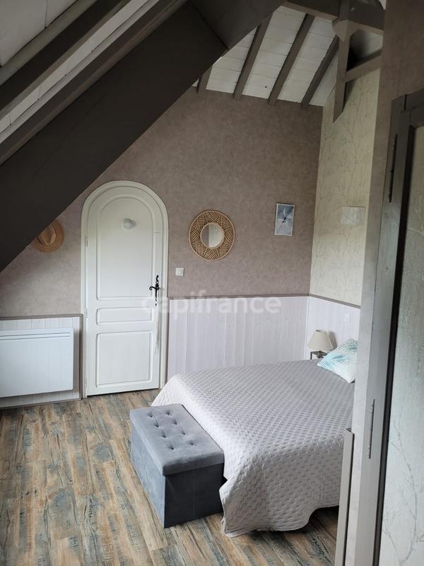 Maison - 298 m² - 8 pièces