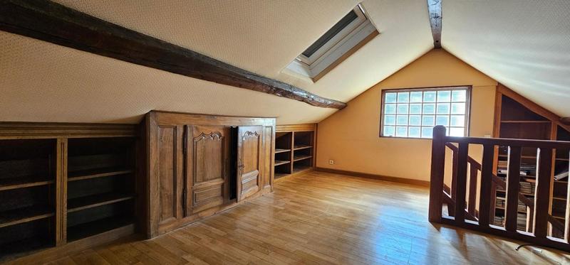 Immeuble - 153 m² - 5 pièces