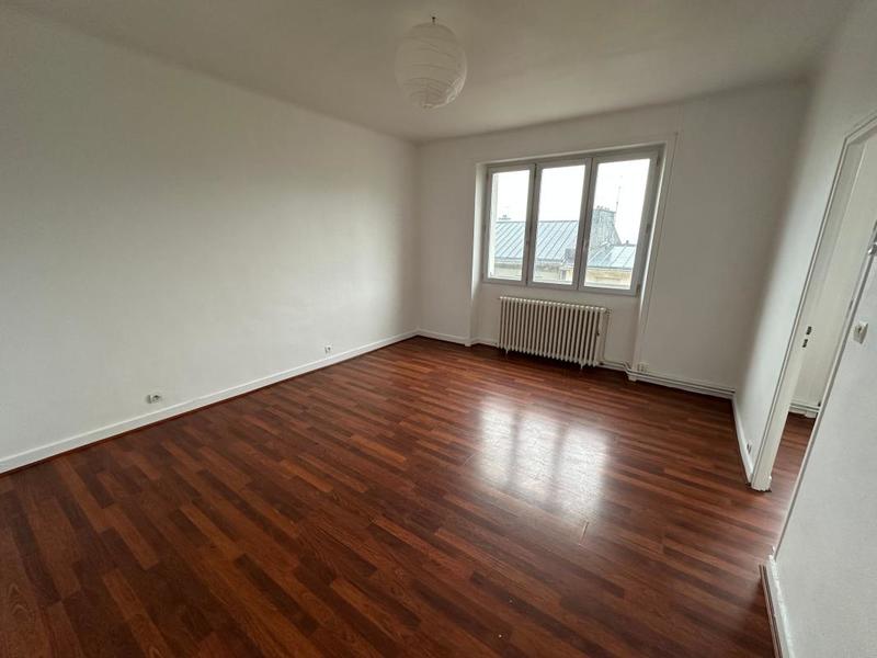 Immeuble - 220 m² - 2 pièces