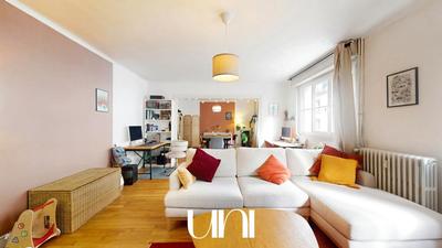 Appartement - 94 m² - 4 pièces