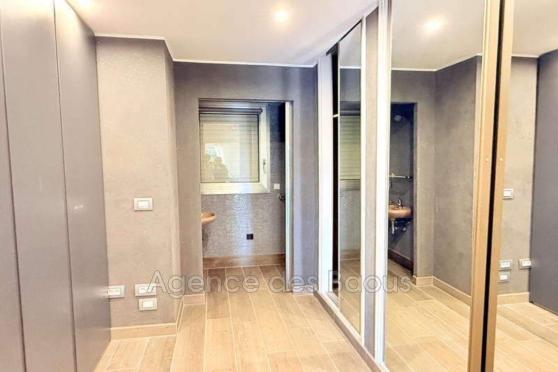 Appartement - 77 m² - 2 pièces