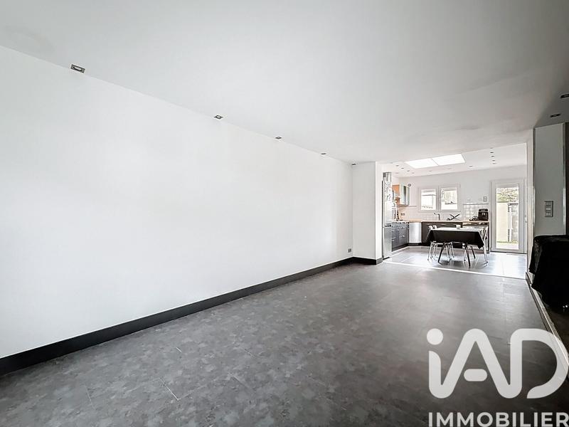 Maison - 111 m² - 5 pièces