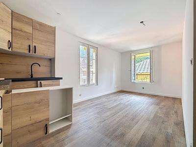 Appartement - 30 m² - 2 pièces