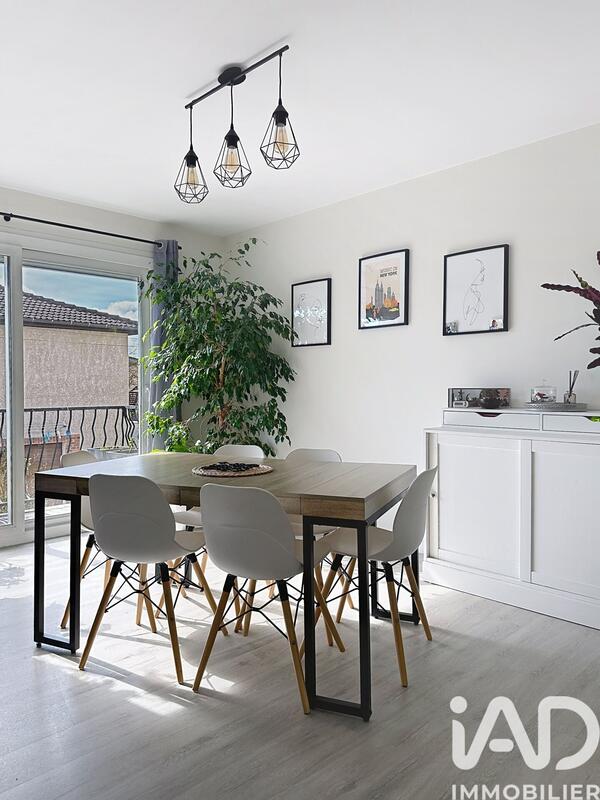 Maison - 109 m² - 4 pièces